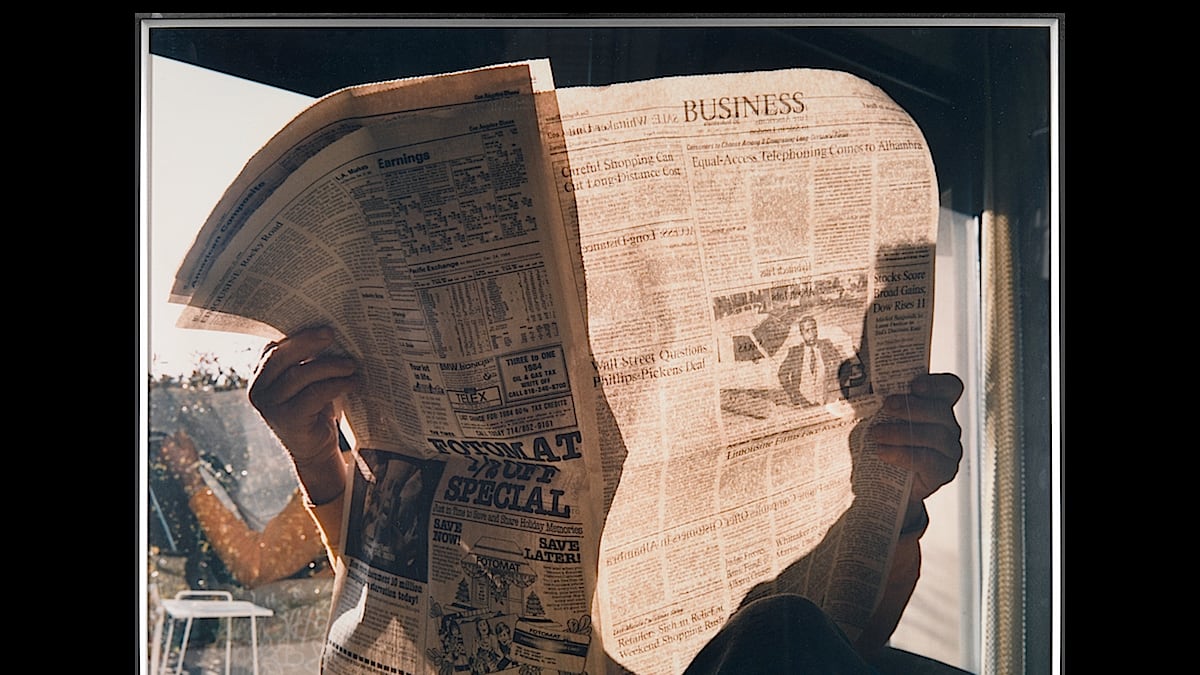 articles/2013/11/11/larry-sultan-at-the-metropolitan-museum-is-the-daily-pic-by-blake-gopnik/sultan-daily-pic_jr0e6l