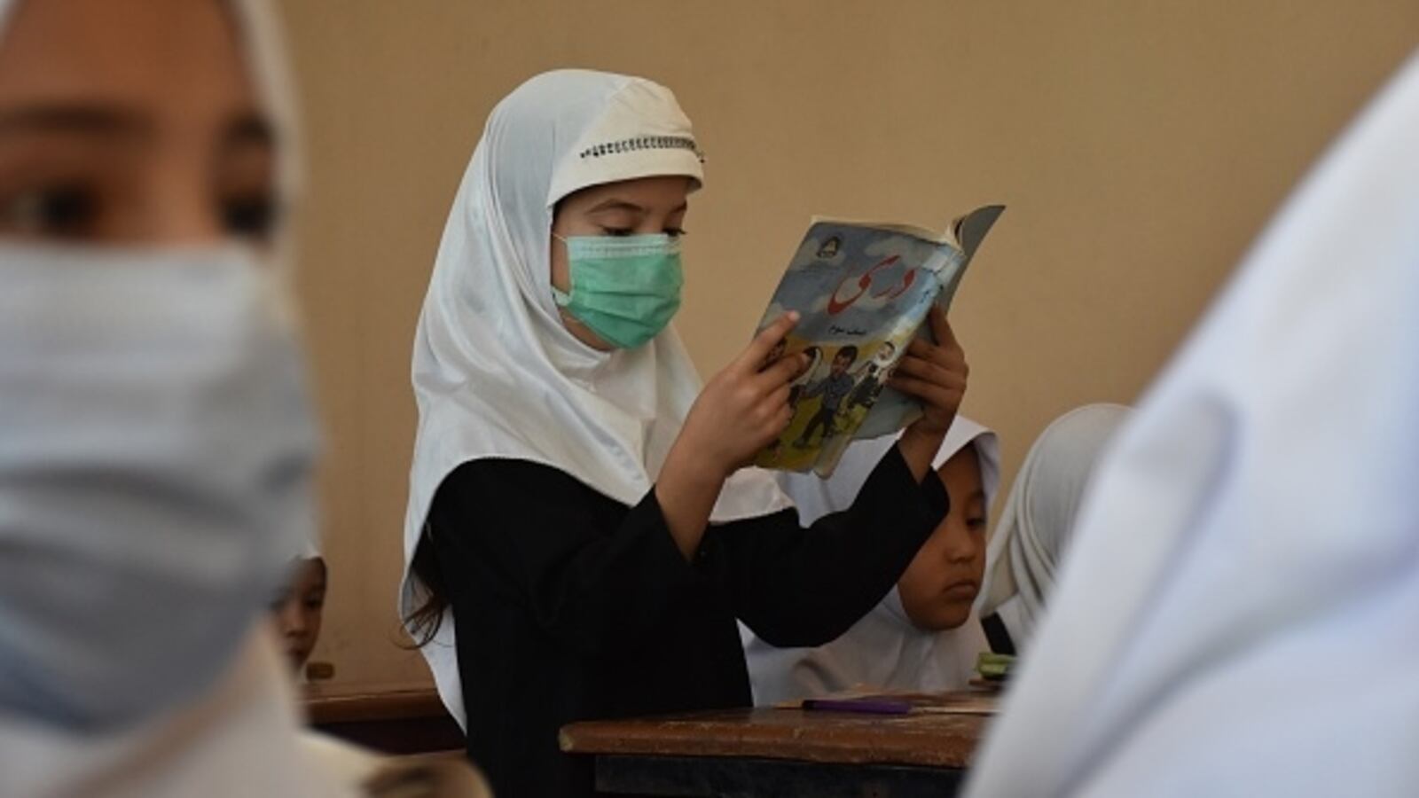 afghan_girls_ou5pms