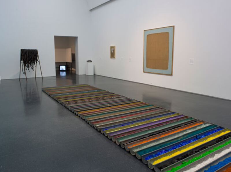 galleries/2009/12/09/the-new-italian-renaissance-1968-2008/italiitalian-art---installation-view_vmlz17