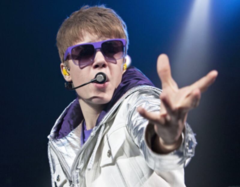 articles/2011/04/14/justin-bieber-vs-politics-netanyahu-summit-not-sought-on-holy-land-trip/romano-bieber_173239_zoeso0