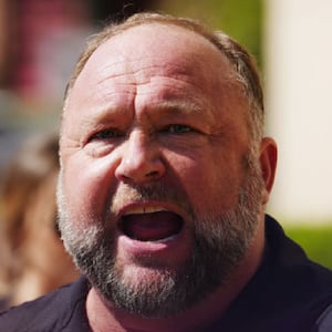 ALEX JONES/HEIDECKER