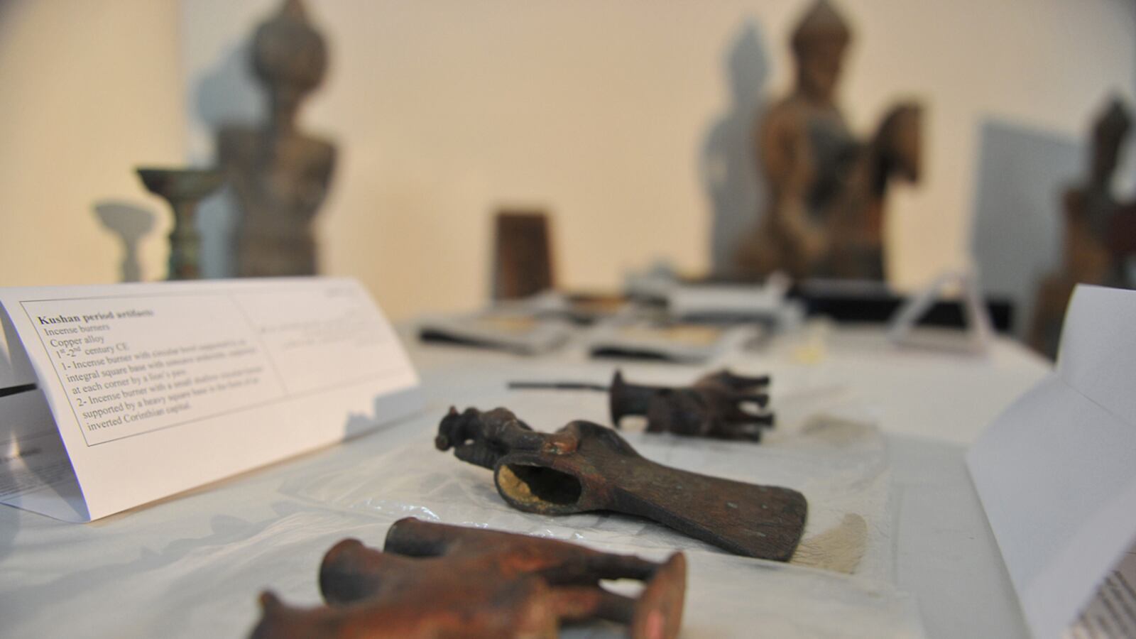 cheats/2012/08/05/antiquities-returned-to-afghanistan/afghanistan-artifacts-returned-cheat_coyosa