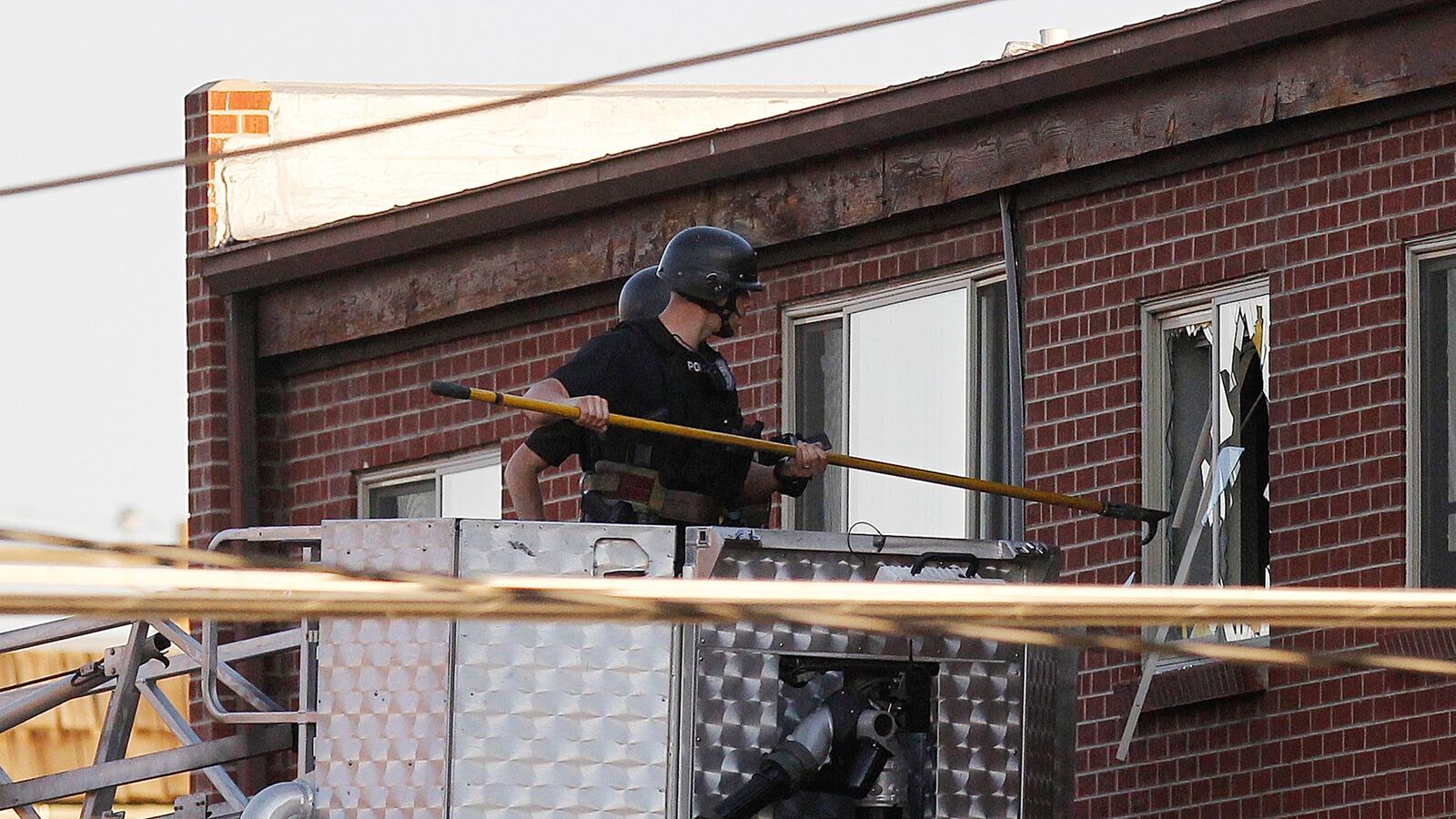 cheats/2012/07/20/colorado-movie-theater-suspect-identified/james-holmes-co-shooting-suspect-cheat_zgzw2e