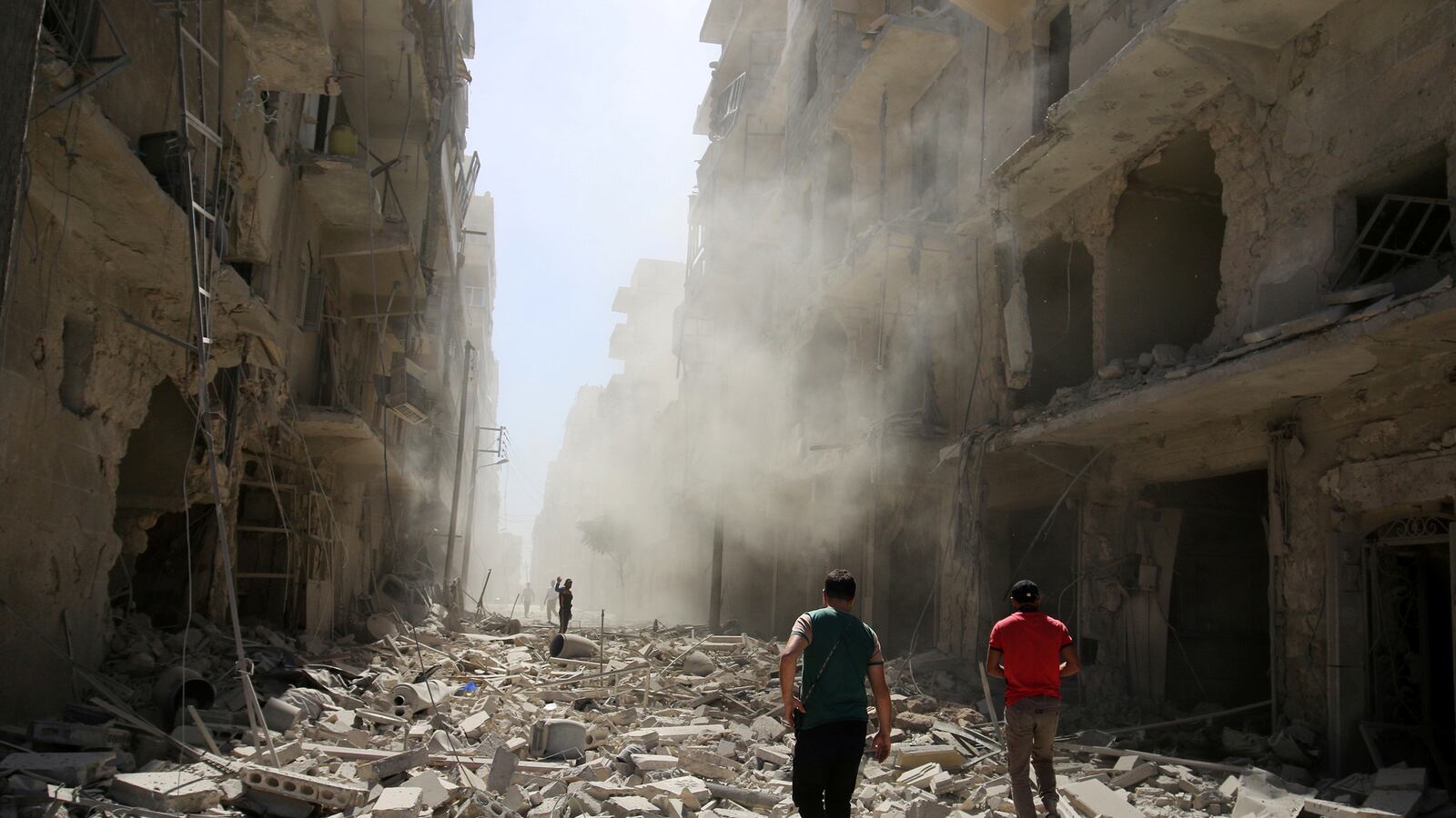 articles/2016/12/28/putin-tv-aleppo-slaughter-is-fake-news/161225-collins-kremlin-aleppo-fake-tease_lrsau3