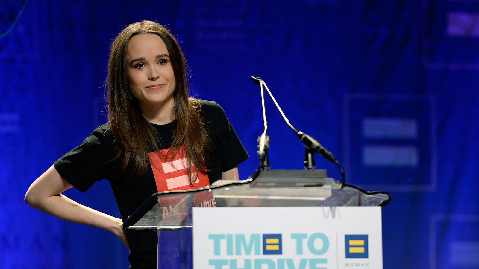 articles/2014/02/15/ellen-page-comes-out-as-gay-in-a-beautiful-speech-at-a-human-rights-campaign-foundation-conference/140215-stern-ellen-page-tease-NEW_itjkqh