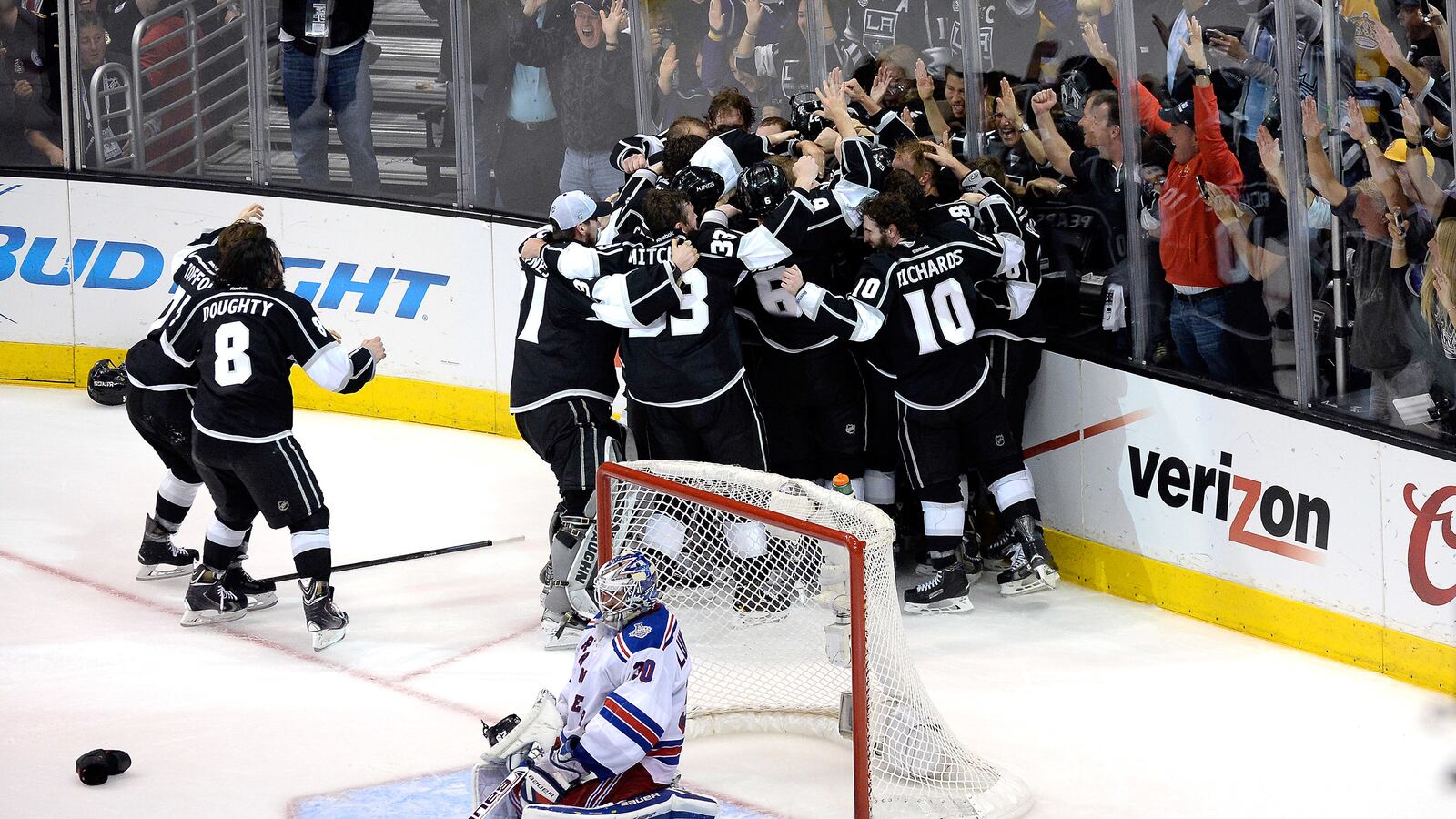 cheats/2014/06/14/los-angeles-kings-win-stanley-cup/140614-rangers-lose-cheat_zgqcmi
