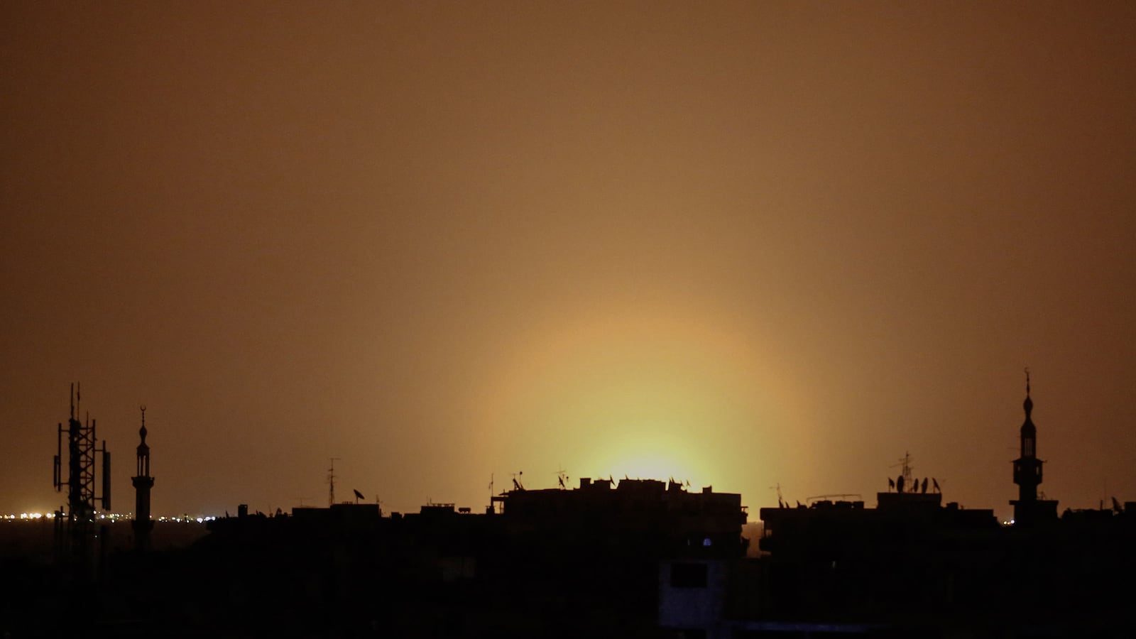 articles/2017/04/27/did-moscow-green-light-an-israeli-attack-in-syria/170427-avni-israeli-syria-attack-tease_zwdxmf