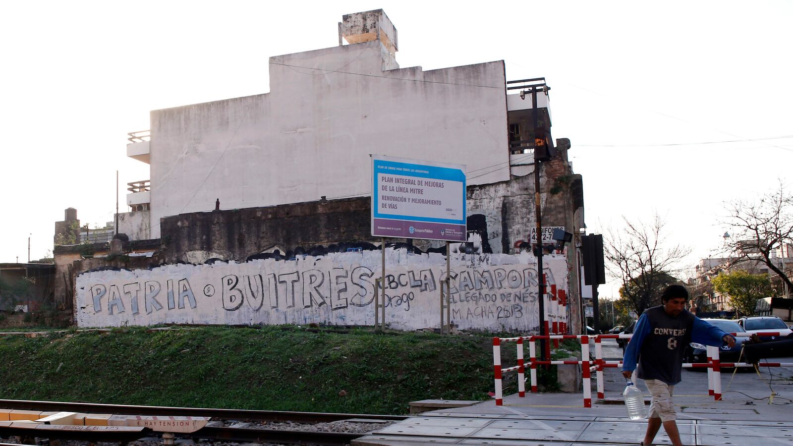 cheats/2014/08/22/argentina-debt-plan-ruled-lawless/140822-argentina-debt-cheat_dnlzvo