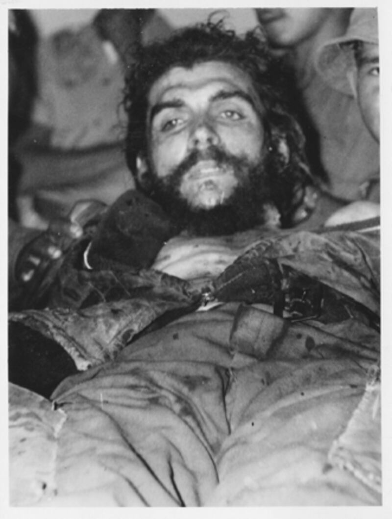 galleries/2011/10/20/gaddafi-killed-more-famous-remains-photos/famous-remains---che_llacct