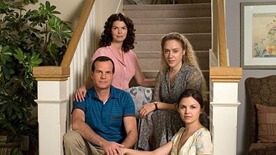 articles/2009/09/11/big-love-gets-personal/lee-big-love---gallery-launch_mkwzc7