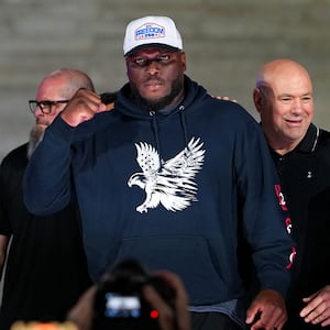 WASHINGTON, DC - JUNE 12: Heavyweight Derrick Lewis and President and CEO Dana White of UFC pose for the media during the UFC Freedom 250 Press Conference at the Lincoln Memorial on June 12, 2026 in Washington, DC. (Photo by Jeff Bottari/Zuffa LLC via Getty Images)