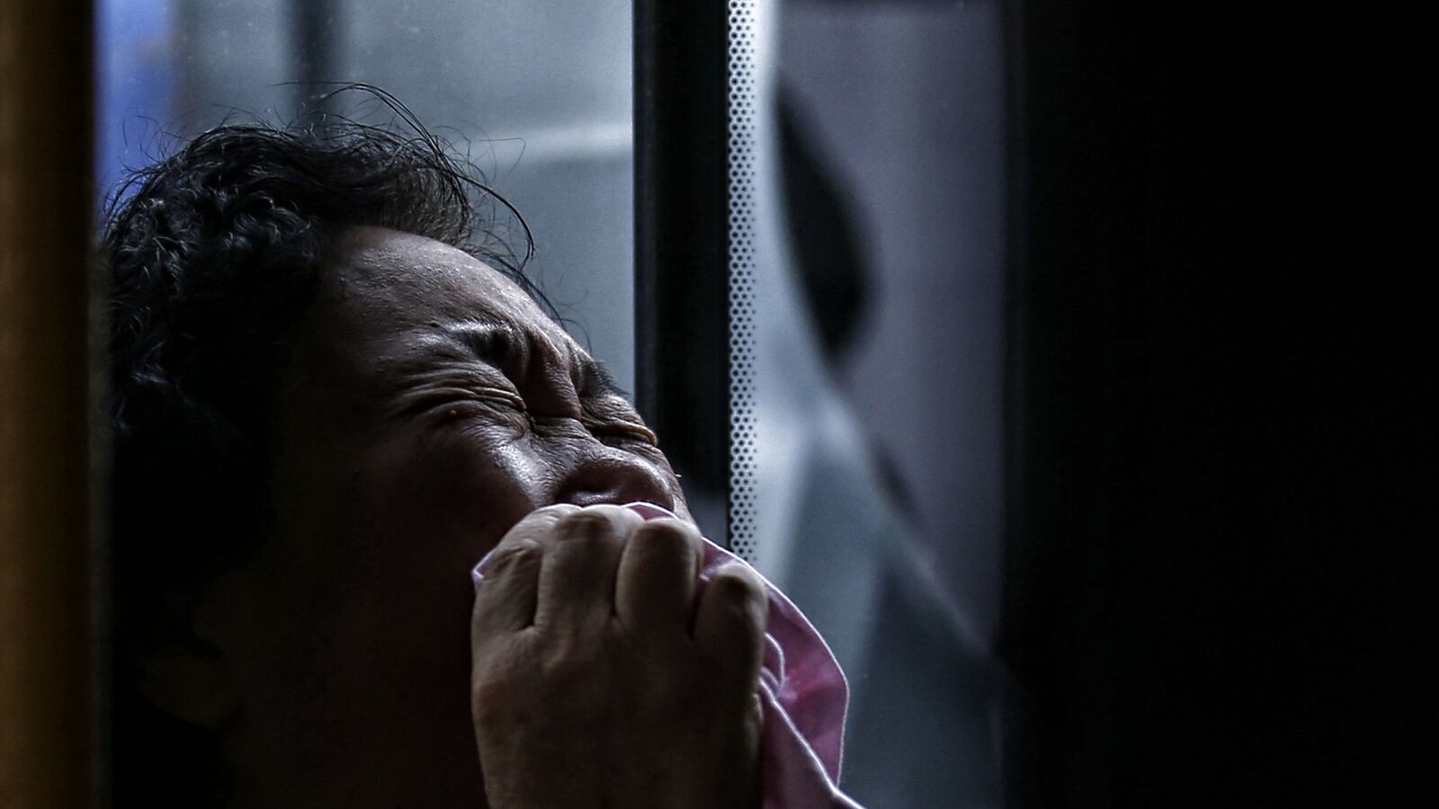 articles/2014/12/28/red-tape-and-black-boxes-why-we-keep-losing-airliners-in-2014/141228-irving-airasia-tease_wbbkvw