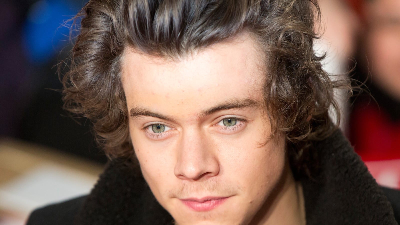 articles/2015/08/05/harry-styles-online-death-threat-and-one-direction-s-cult-of-mr-x/150805-zimmerman-styles-tease_npp2dg