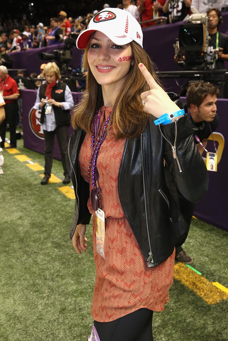 galleries/2013/02/04/katharine-mcphee-jennifer-hudson-more-celebrities-at-super-bowl-xlvii-photos/130203-super-bowl-stars-katherine-mcphee_i00nv9