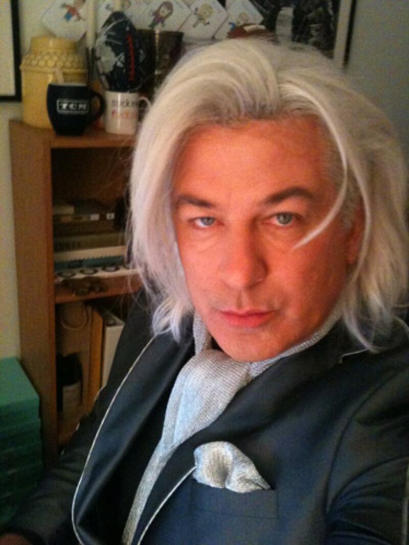 galleries/2011/08/14/best-celebrity-twitter-pictures/alec-baldwin-best-celebrity-twitter-pictures_nu9j2a