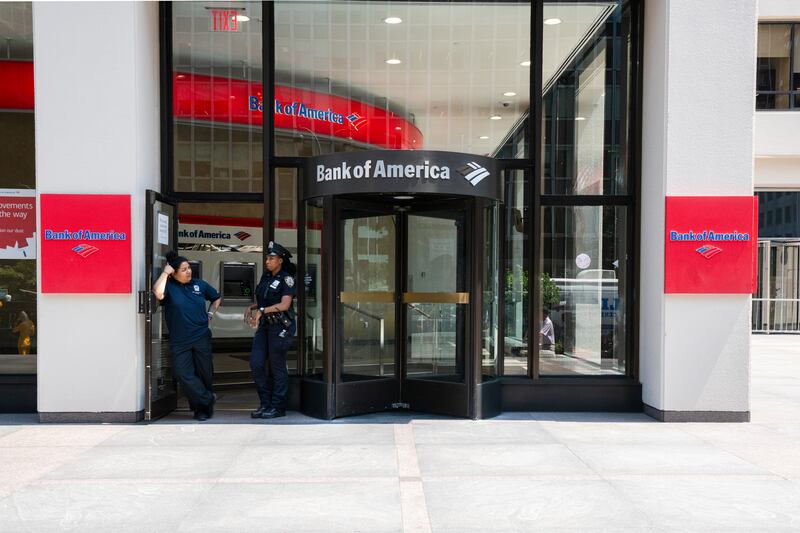 NEW YORK, NEW YORK - JULY 29: A Police Officer is seen in front of a Bank of America branch at 345 Park Avenue on July 29, 2025 in New York City. (Photo by Craig T Fruchtman/Getty Images)
