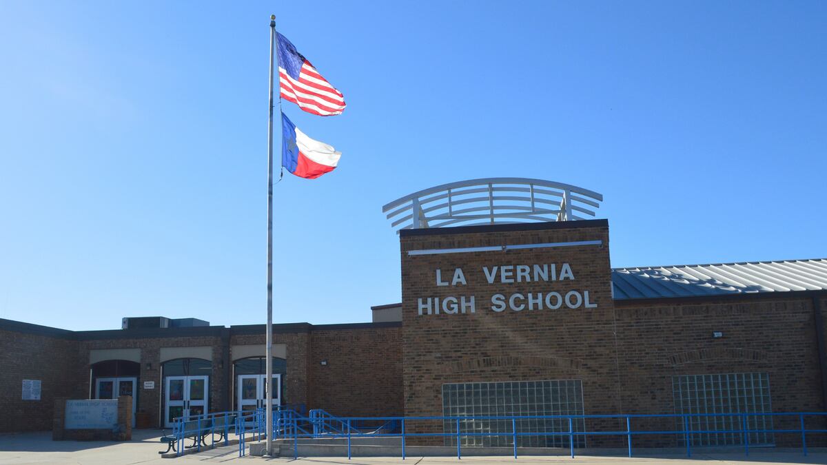 191021-Messer-La-Vernia-tease_1_vxnz8t