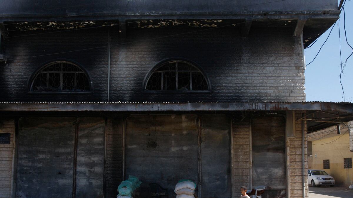 cheats/2011/11/07/syrian-forces-storm-houses/homs-syria-cheat_soxowa