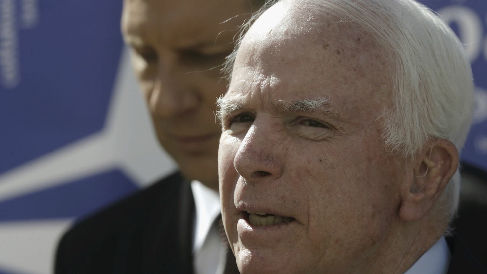 cheats/2016/08/01/mccain-to-trump-stop-defaming-khans/160801-mccain-trump-khans-cheat_k5i7lg