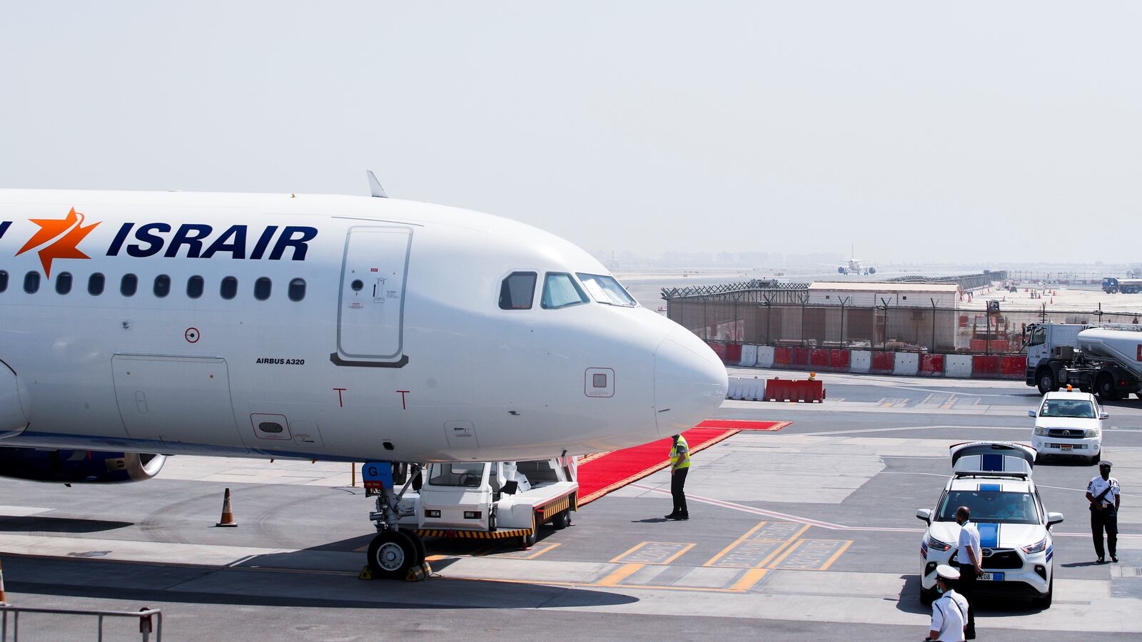 2021-09-30T094156Z_1367050085_RC270Q9H4RCC_RTRMADP_3_BAHRAIN-ISRAEL-GULF-AIR_bd3r7d