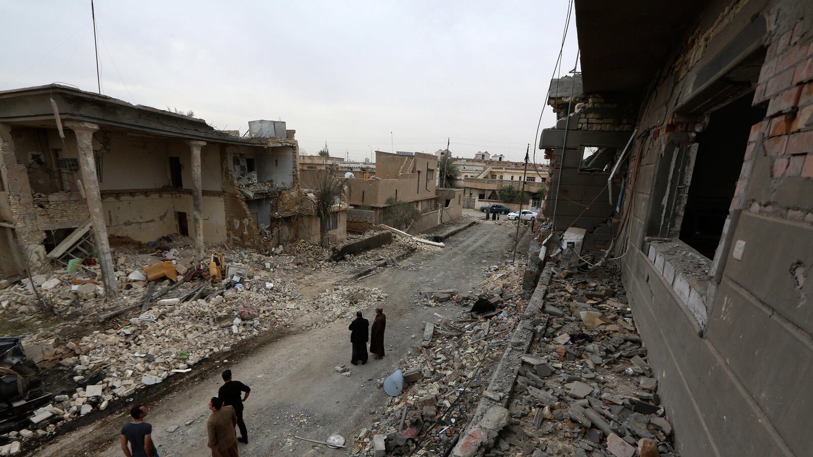 cheats/2014/06/11/terrorist-army-captures-new-iraqi-city/140611-tikrit-violence-cheat_nous9y