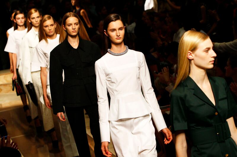 galleries/2011/09/30/paris-fashion-week-spring-summer-2012-photos/paris-fashion-week-celine_i2fjuq