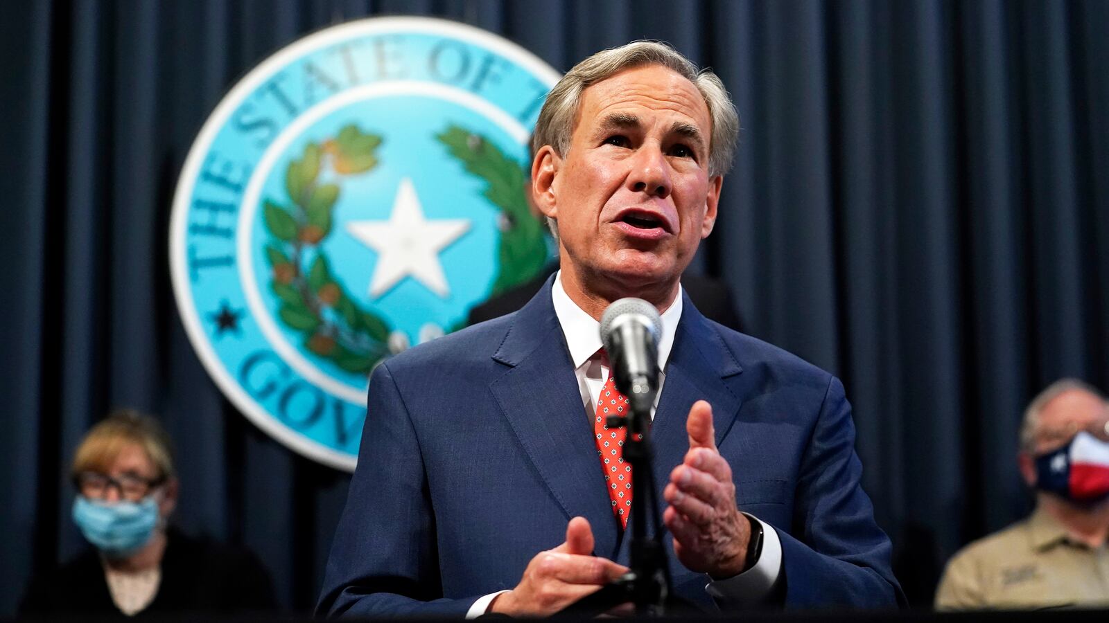 210726-Daly-SanAntonio-vax-mask-quarantine-tease_mbsf2x