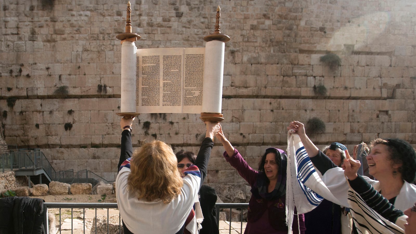 articles/2013/06/25/halkin-s-inauthentic-women-of-the-wall-critique/130205-ephron-wall-women-tease-embed_qoy279