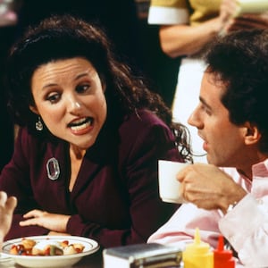 SEINFELD -- "The Mango" Episode 1 -- Pictured: (l-r) Jason Alexander as George Costanza, Julia Louis-Dreyfus as Elaine Benes, Jerry Seinfeld as Himself-- Photo by: Monty Brinton/NBCU Photo Bank