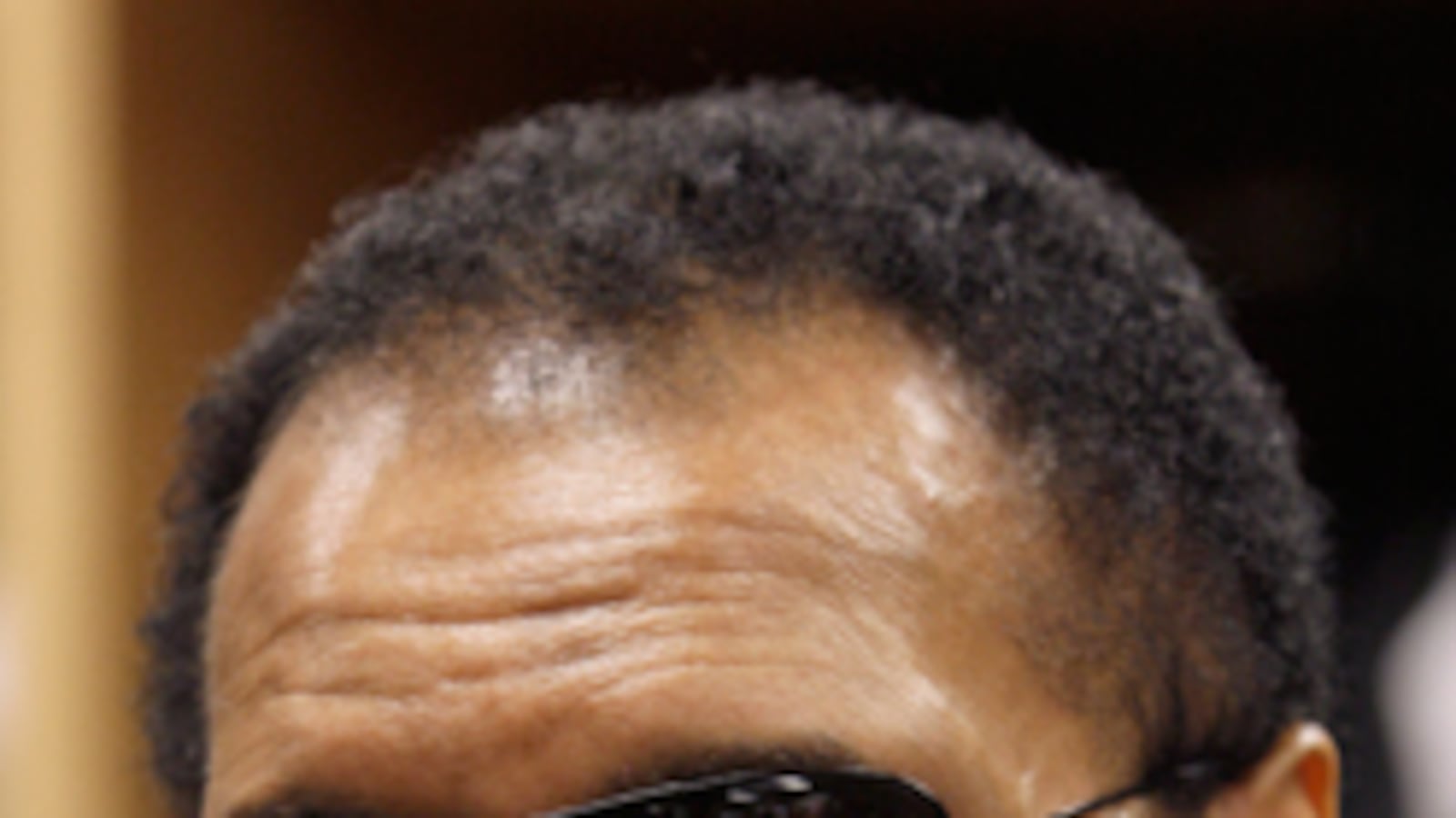 cheats/2011/03/16/muhammad-ali-asks-iran-to-free-us-hostages-/muhammad-ali_r7zac2