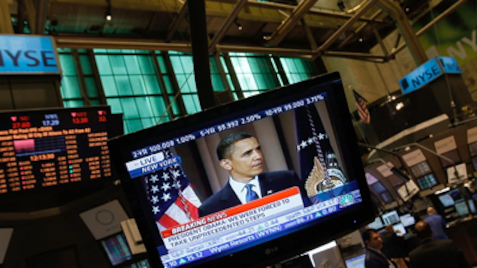 articles/2010/10/14/how-obama-secretly-courts-big-business/gasparino-obama-biz_133659_kqhlze