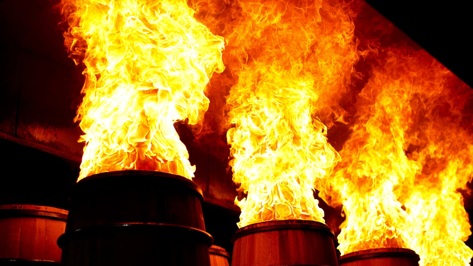 articles/2016/04/02/the-nine-lives-of-one-bourbon-barrel/160401-rothbaum-bourbon-barrels-tease_qwc8zg