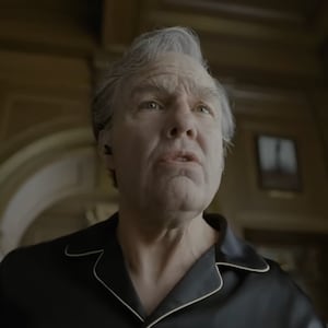 Tom Cruise plays an eccentric billionaire tycoon in the upcoming film 'Digger.'