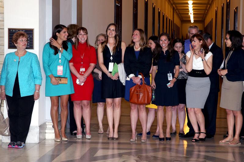 galleries/2013/05/12/prince-harry-visits-the-usa-photos/130510-harry-usa-women-senate_vtj6o8