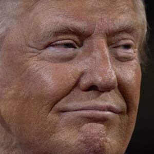 Donald Trump gossiped about Arnold Palmer’s penis seize to guests at the White House.