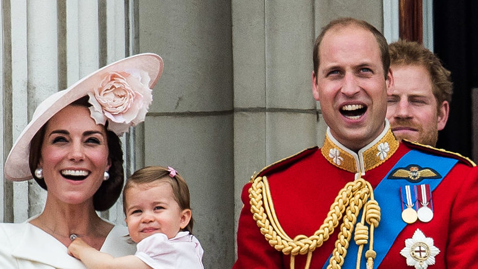 articles/2016/09/17/princess-charlotte-s-big-canadian-reveal/160916-Sykes-Prince-George-Princess-Charlotte-tease_lcfnvc