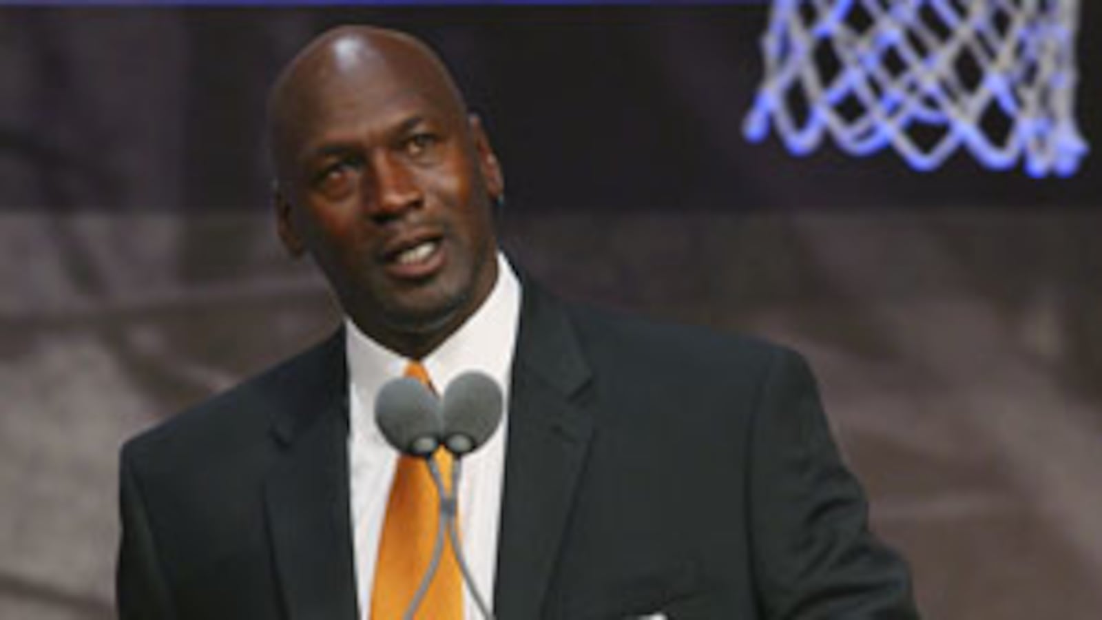 cheats/2009/09/12/michael-jordan-enters-hall-of-fame/michael-jordan_dwklhu