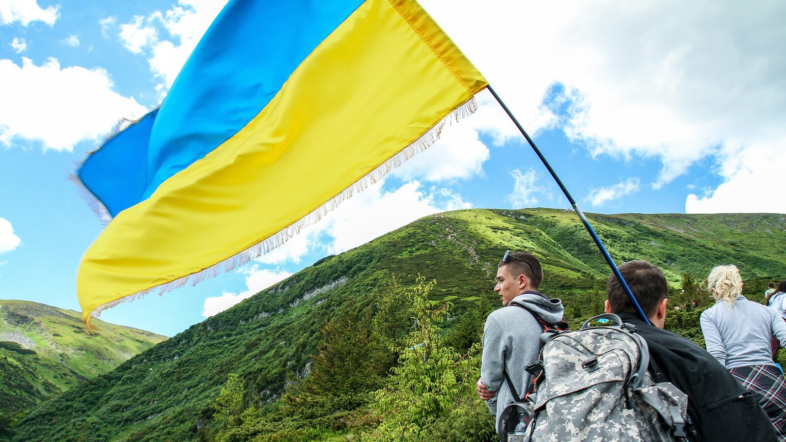 articles/2014/07/14/for-ukrainians-on-holiday-the-carpathians-are-the-new-crimea/140711-maheshwari-new-crimea-tease_rdml71