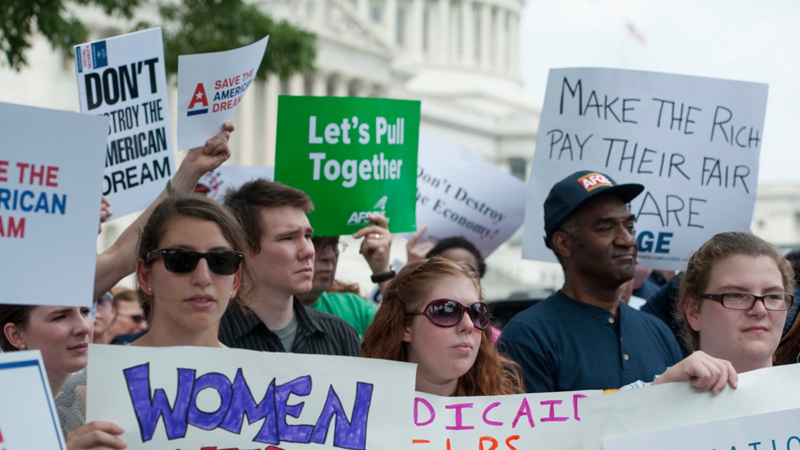 articles/2011/08/02/online-gambling-legalized-tax-amnesty-how-congress-can-redeem-itself/congress-redeeming-plan-lawrence_ngtgmf