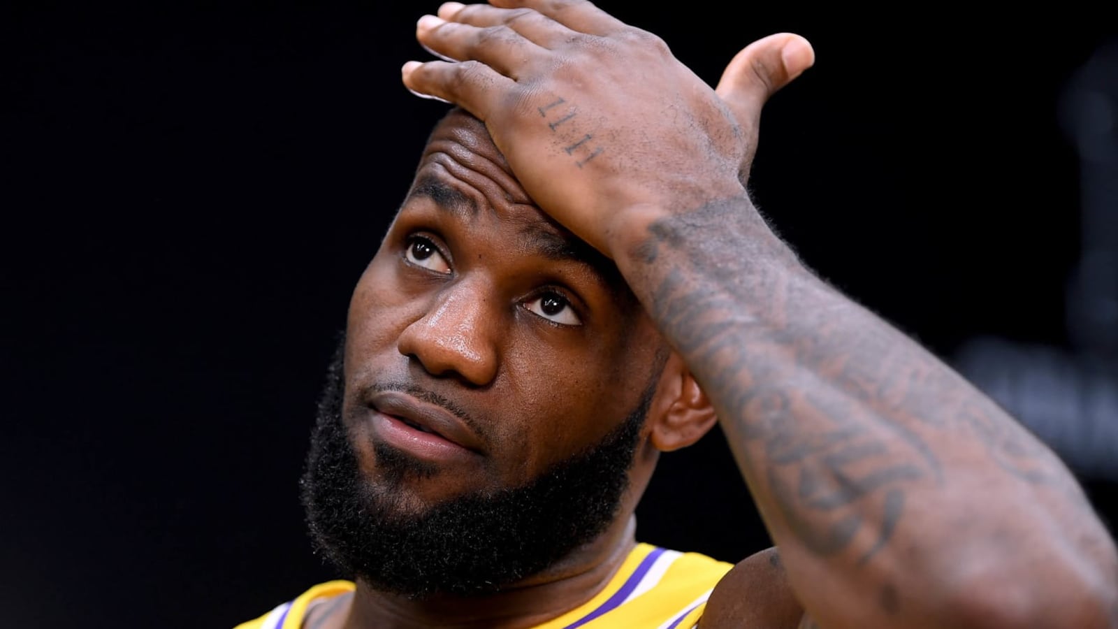 181224-stern-labron-tease_my7ucq_rqck5a