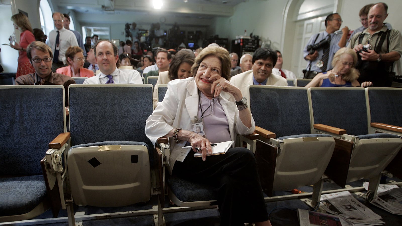 articles/2013/07/22/helen-thomas-a-relentless-white-house-reporter-with-a-softer-side/130721-helen-thomas-obit-clift-tease_miztke