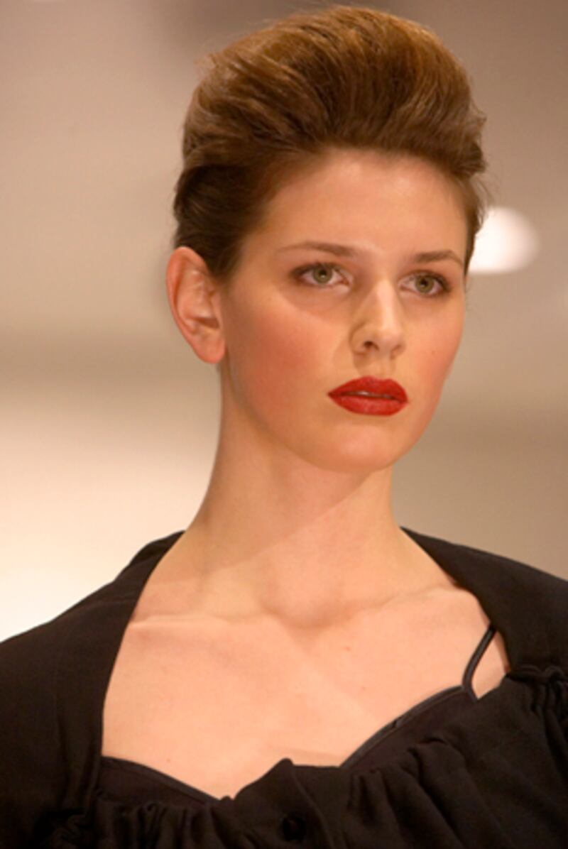 galleries/2012/02/10/models-fired-for-being-too-fat-photos/holland-next-top-model-fired-de-visser-article_gfm97a