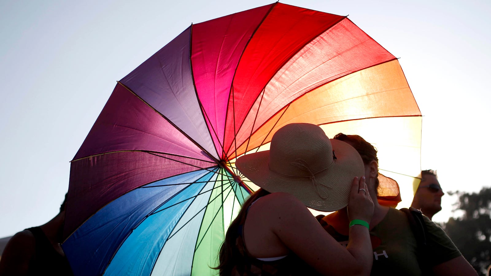 articles/2012/12/01/orthodox-rabbis-say-gay-cure-therapy-doesn-t-work/orthodox-rabbis-homosexuality-michaelson_fj7nhm