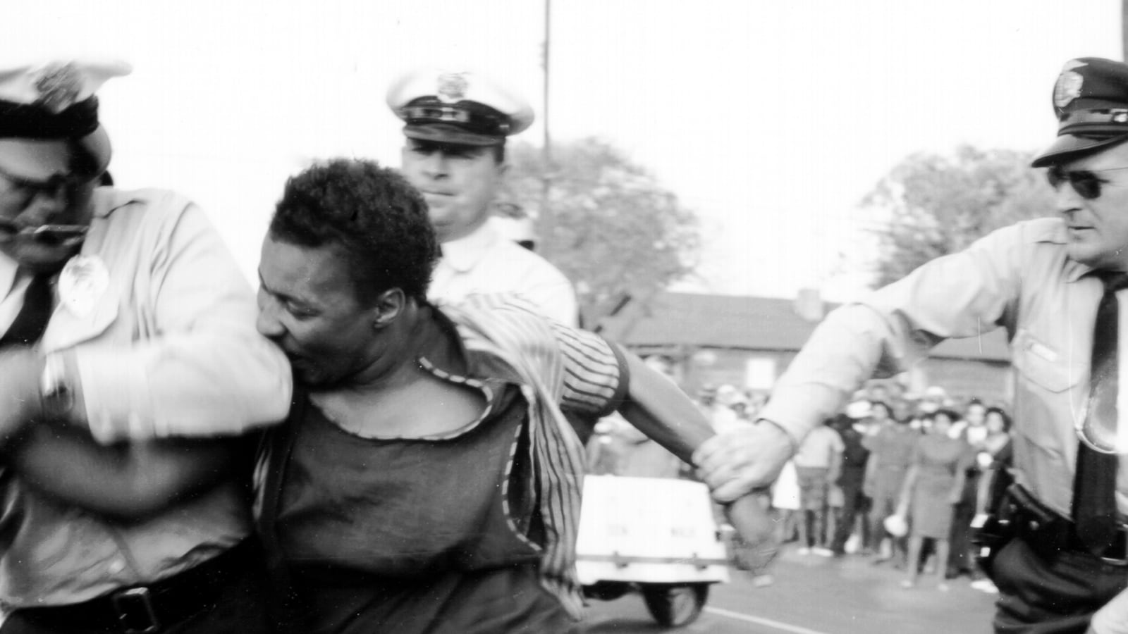 galleries/2014/01/20/forgotten-photographs-of-the-civil-rights-struggle/freedom-now-book-tease_nscbna