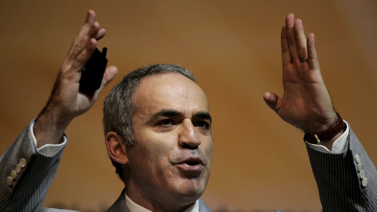 articles/2012/11/15/taking-on-tyrants-an-interview-with-garry-kasparov0/kasparov-summit-live_zy6rnc
