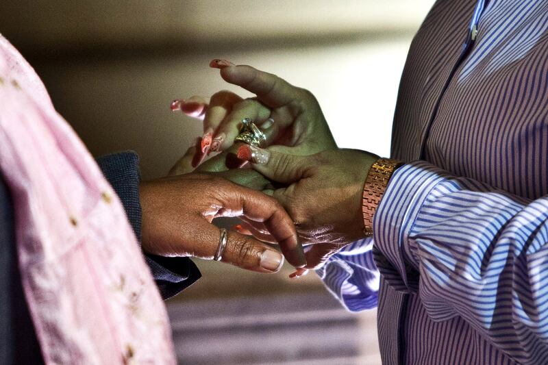 galleries/2013/10/21/i-do-new-jersey-gay-couples-get-married-photos/nj-gay-weddings-5_e0qwnp
