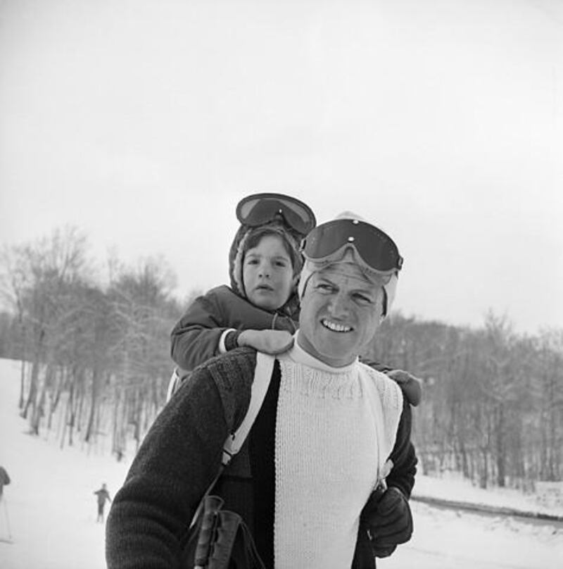 galleries/2010/11/24/classic-thanksgivings/classic-thanksgiving---kennedy_ypgcwe