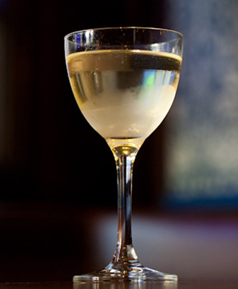 galleries/2013/06/08/low-calorie-summer-cocktails-mixologists-on-their-favorites-photos/130606-summer-drink-sturgis_inst4h