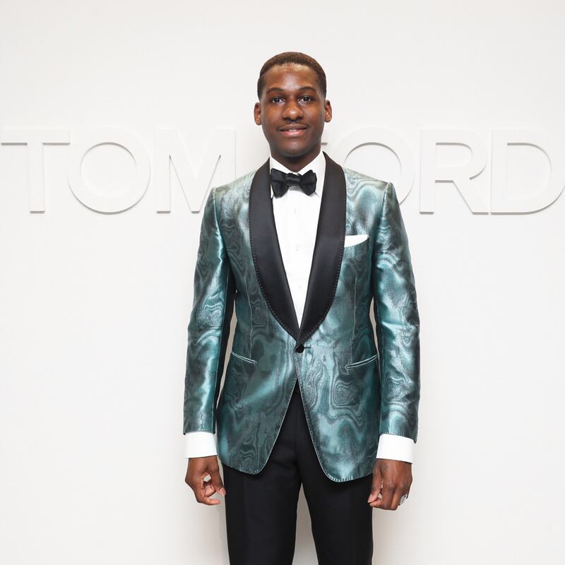 articles/2016/09/08/designer-tom-ford-takes-the-digital-fast-lane-with-a-collection-instantly-available-online/160908-brown-tom-ford4-embed_i4vddt