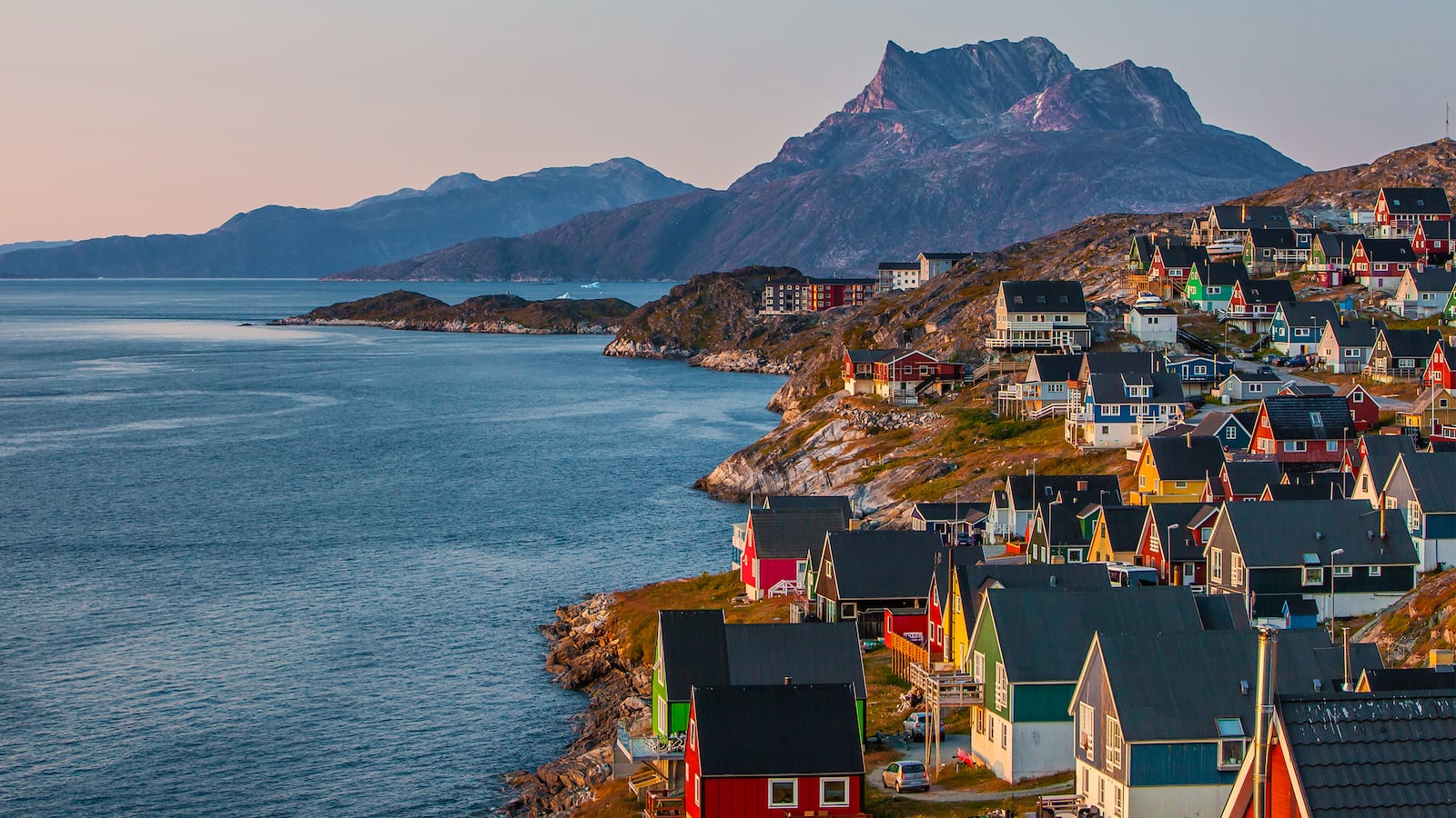 220830-greenland-travel-hero_i5iuim